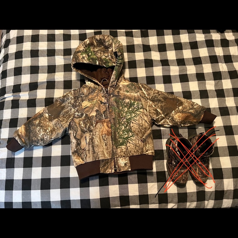 Real tree 2T coat